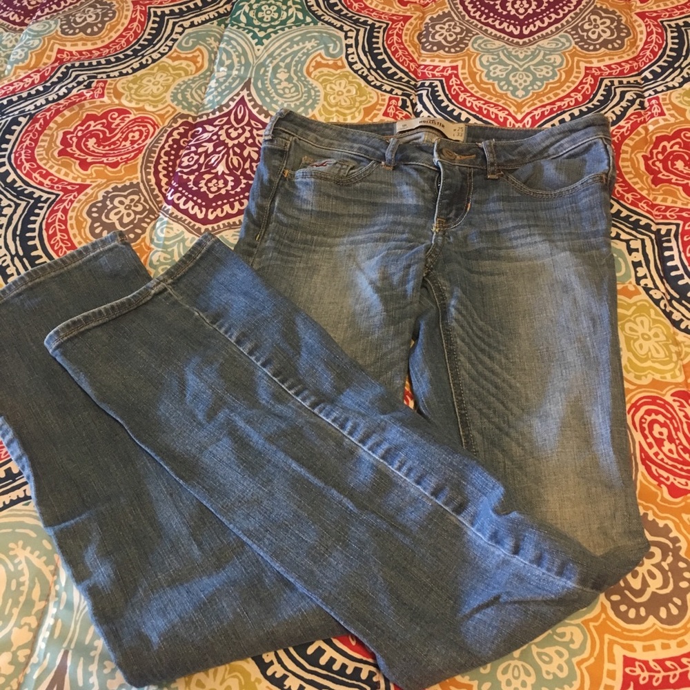 Hollister jeans